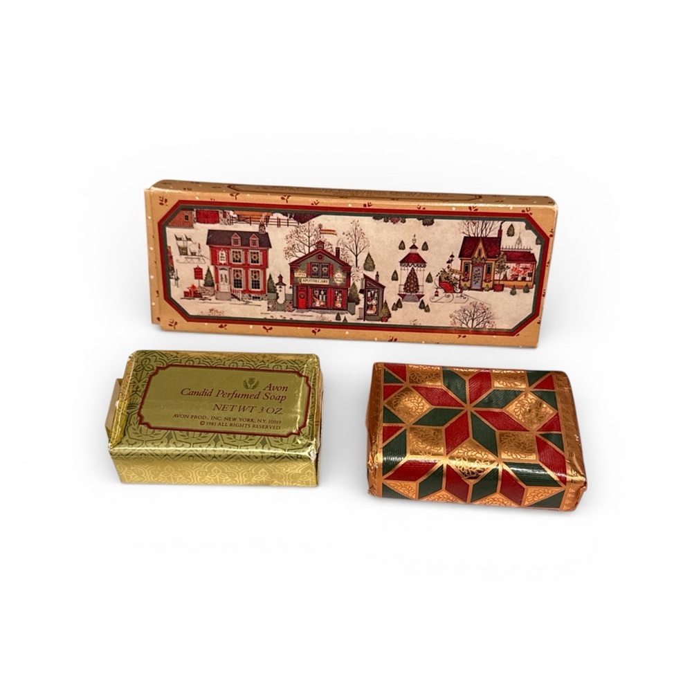 Vintage Avon Festive Holiday Collectibles Soap Set of 3 Old Stock pieces New